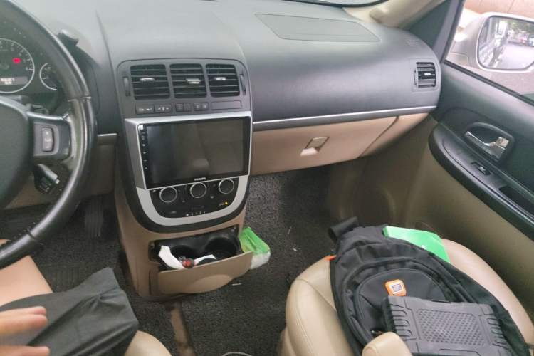 Used Buick GL8 2013 2.4L Executive Edition Audio And AC Panel
