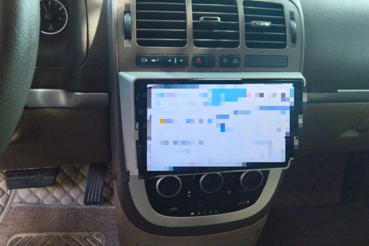 Used Buick GL8 2013 2.4L Classic Edition Audio And AC Panel