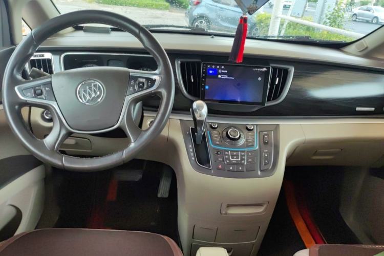 Used Buick GL8 2013 3.0L GT Luxury Business Haoya Edition Center Console