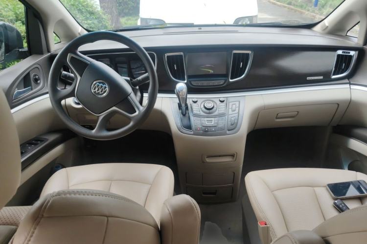Used Buick GL8 2013 2.4L CT Luxury Business Comfort Edition Center Console