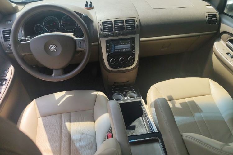 Used Buick GL8 2013 2.4L Comfort Edition Center Console