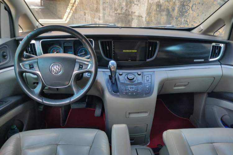 Used Buick GL8 2013 3.0L GT Luxury Business Haoya Edition Center Console
