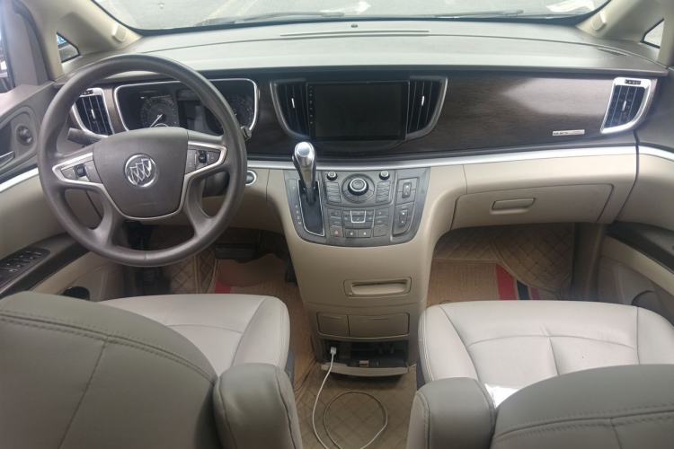 Used Buick GL8 2013 2.4L CT Luxury Business Comfort Edition Center Console