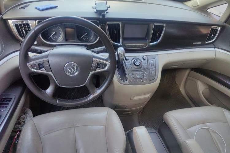 Used Buick GL8 2013 2.4L LT Luxury Business Executive Edition Center Console