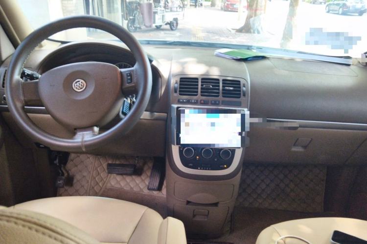 Used Buick GL8 2013 2.4L Classic Edition Center Console