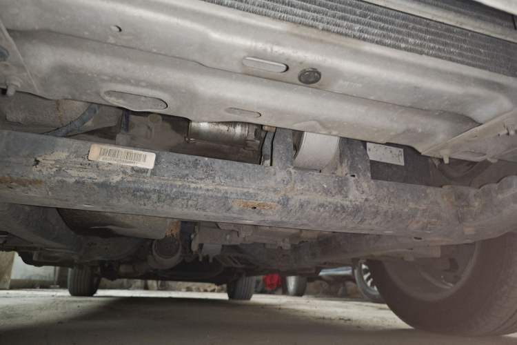 Used Buick GL8 2013 2.4L Classic Edition Chassis Front
