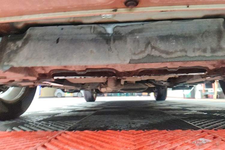 Used Buick GL8 2013 2.4L Executive Edition Chassis Front