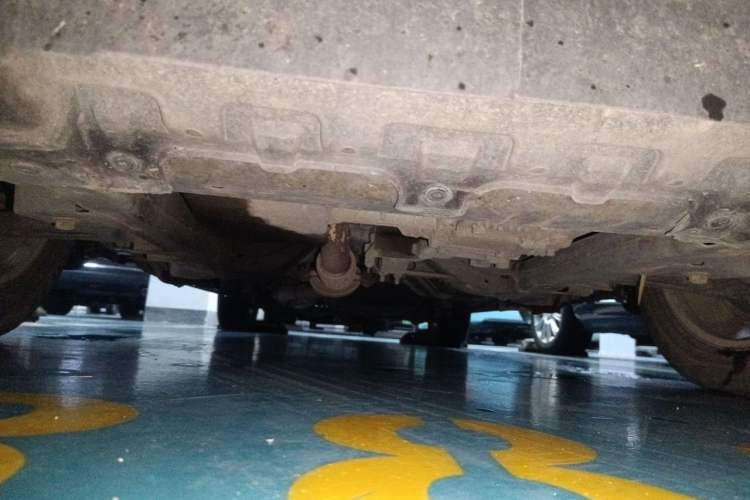 Used Buick GL8 2013 2.4L Classic Edition Chassis Front