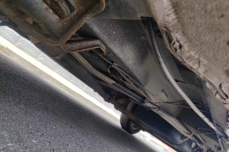 Used Buick GL8 2013 2.4L Classic Edition Chassis Front Left