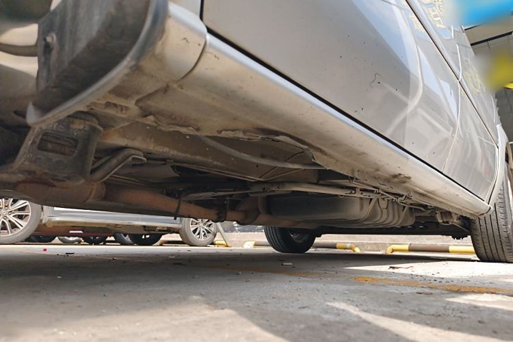 Used Buick GL8 2013 2.4L Comfort Edition Chassis Front Left