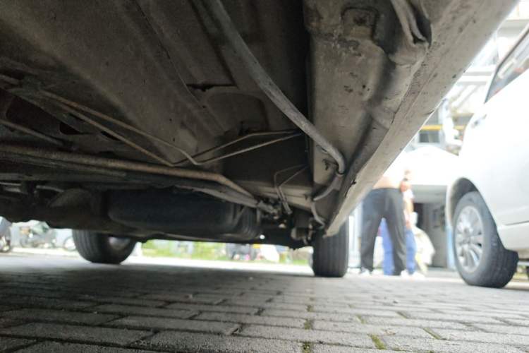 Used Buick GL8 2013 2.4L Classic Edition Chassis Front Left