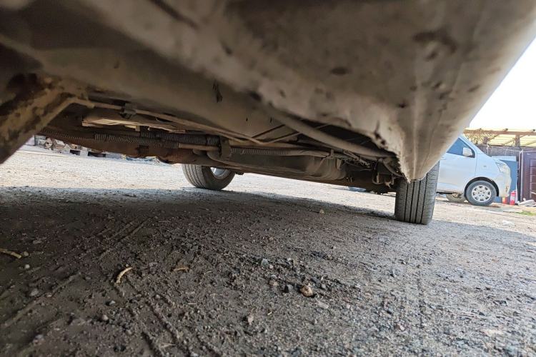 Used Buick GL8 2013 2.4L Executive Edition Chassis Front Left