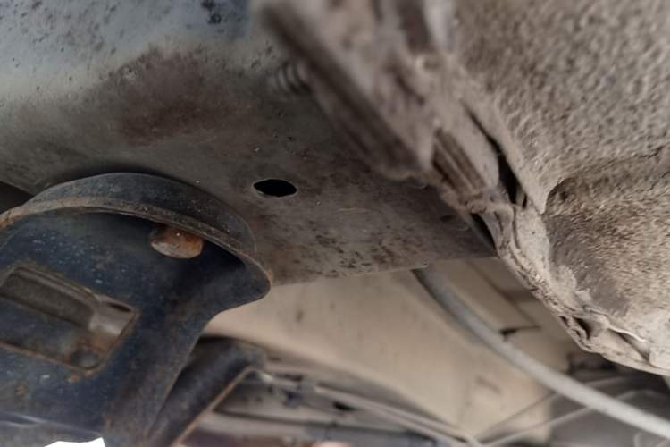 Used Buick GL8 2013 2.4L Executive Edition Chassis Front Left
