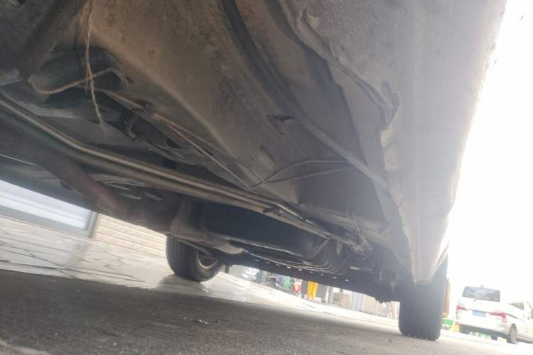 Used Buick GL8 2013 2.4L Executive Edition Chassis Front Left