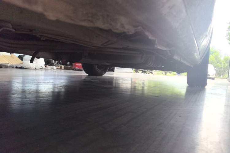 Used Buick GL8 2013 2.4L Comfort Edition Chassis Front Left