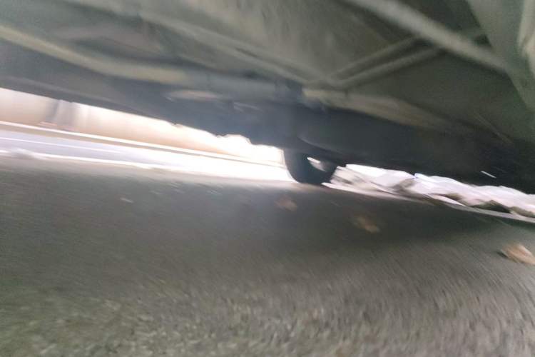 Used Buick GL8 2013 2.4L Executive Edition Chassis Front Left