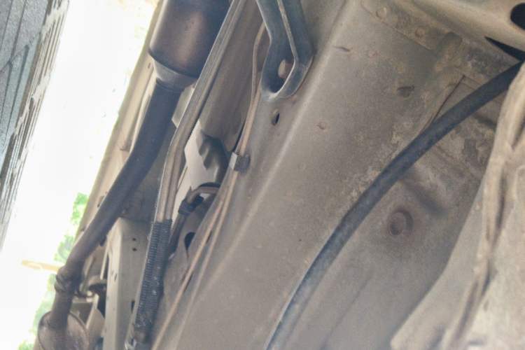 Used Buick GL8 2013 2.4L Classic Edition Chassis Front Left