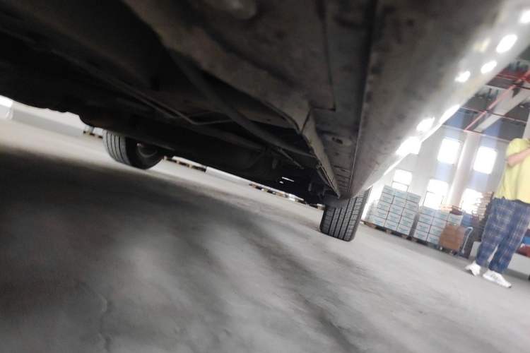 Used Buick GL8 2013 2.4L CT Luxury Business Comfort Edition Chassis Front Left