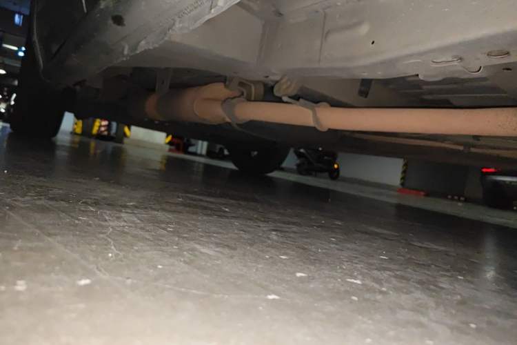 Used Buick GL8 2013 2.4L Executive Edition Chassis Front Right