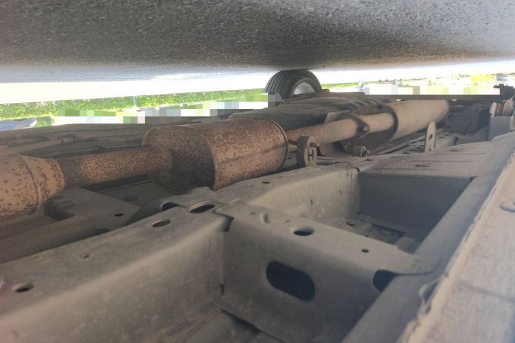 Used Buick GL8 2013 3.0L XT Luxury Business Flagship Edition Chassis Front Right