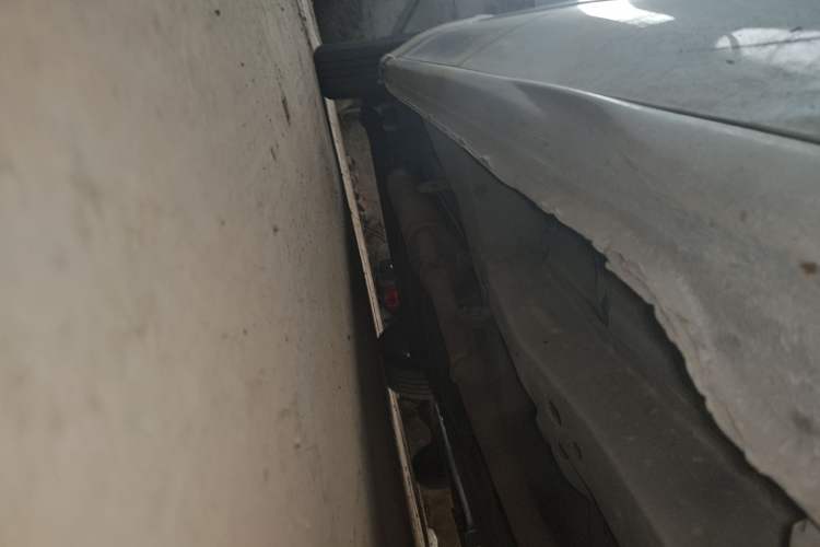 Used Buick GL8 2013 2.4L Classic Edition Chassis Front Right