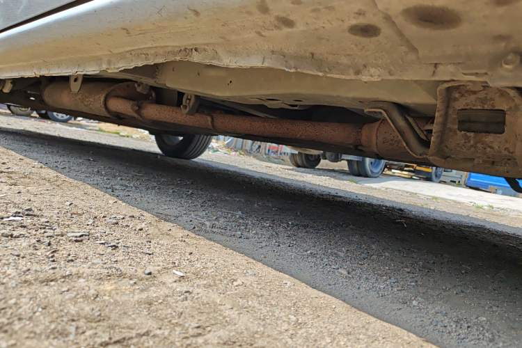 Used Buick GL8 2013 2.4L Executive Edition Chassis Front Right