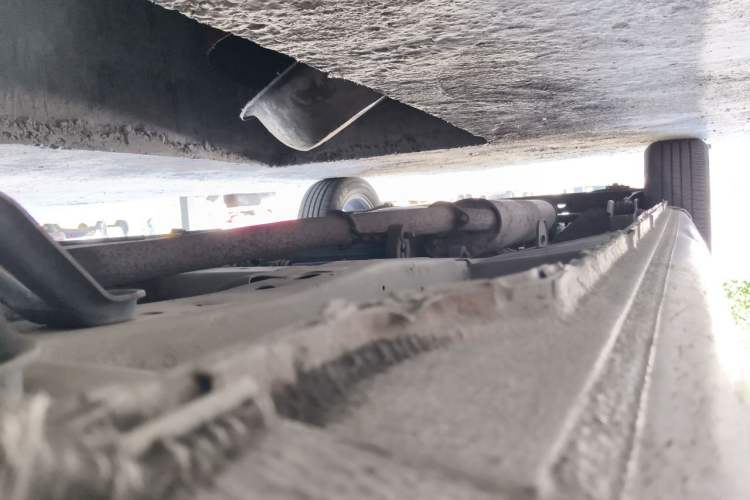Used Buick GL8 2013 2.4L Comfort Edition Chassis Front Right