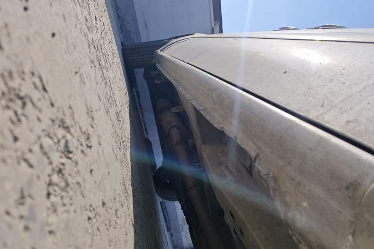 Used Buick GL8 2013 2.4L Classic Edition Chassis Front Right