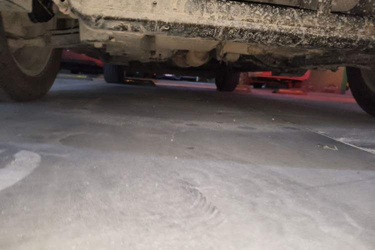 Used Buick GL8 2013 2.4L Classic Edition Chassis Front
