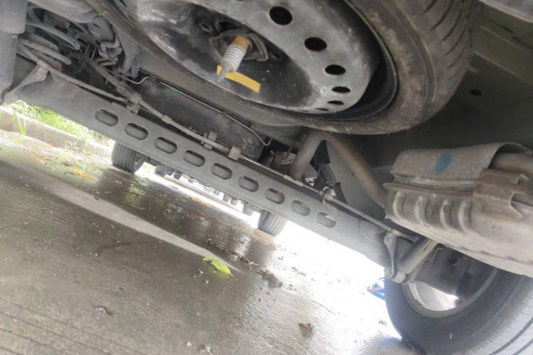 Used Buick GL8 2013 2.4L CT Luxury Business Comfort Edition Chassis Rear