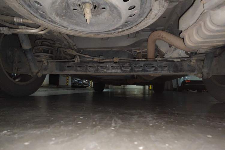 Used Buick GL8 2013 2.4L Executive Edition Chassis Rear