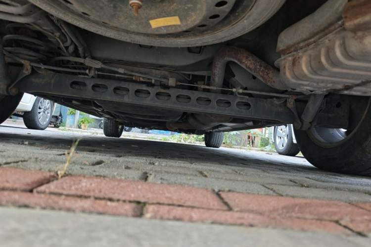 Used Buick GL8 2013 2.4L Classic Edition Chassis Rear