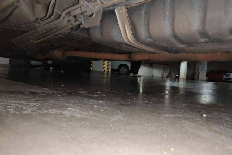 Used Buick GL8 2013 2.4L Executive Edition Chassis Rear Left