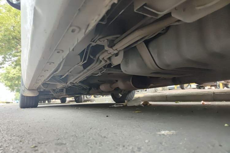 Used Buick GL8 2013 2.4L CT Luxury Business Comfort Edition Chassis Rear Left