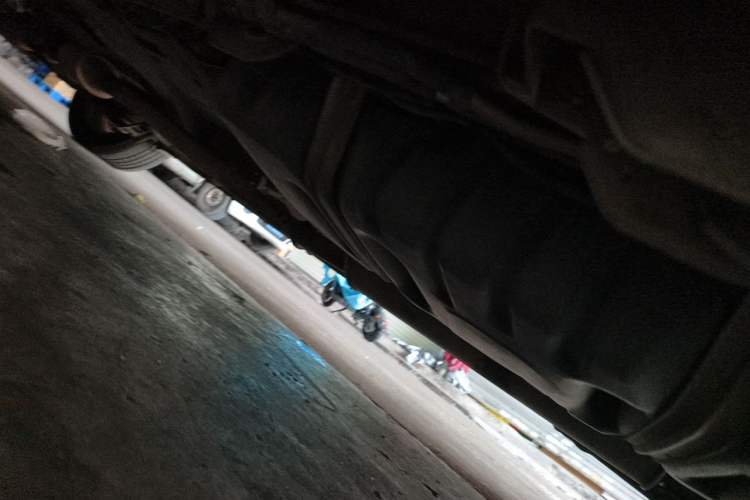 Used Buick GL8 2013 2.4L Classic Edition Chassis Rear Left