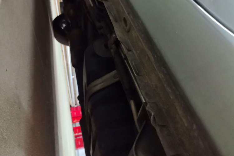 Used Buick GL8 2013 3.0L XT Luxury Business Flagship Edition Chassis Rear Left