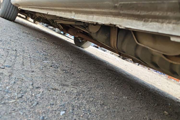 Used Buick GL8 2013 2.4L Executive Edition Chassis Rear Left