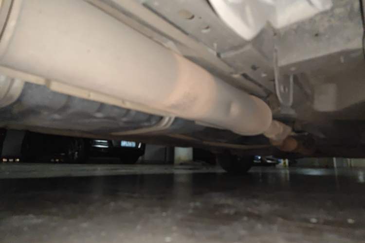 Used Buick GL8 2013 2.4L Executive Edition Chassis Rear Right