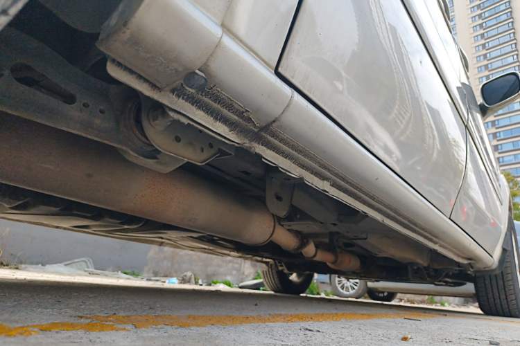 Used Buick GL8 2013 2.4L Comfort Edition Chassis Rear Right