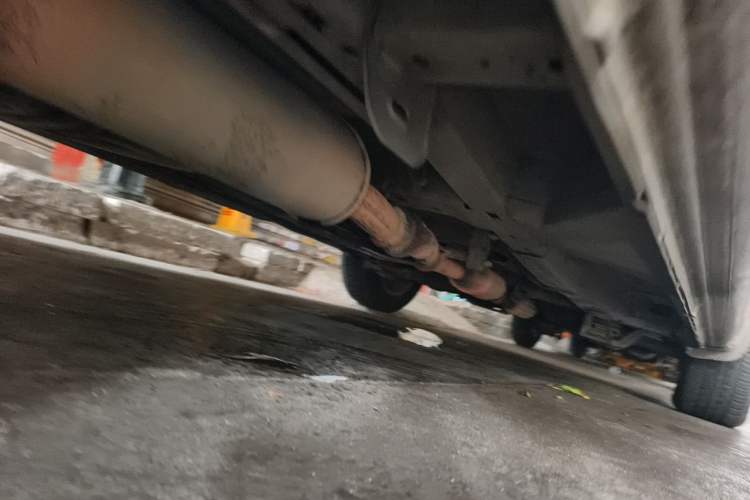 Used Buick GL8 2013 2.4L Classic Edition Chassis Rear Right