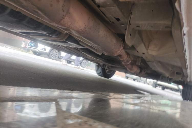 Used Buick GL8 2013 2.4L Executive Edition Chassis Rear Right