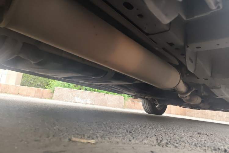 Used Buick GL8 2013 2.4L Comfort Edition Chassis Rear Right