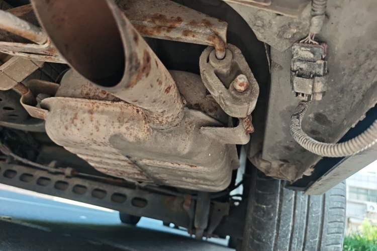 Used Buick GL8 2013 2.4L Executive Edition Chassis Rear Right