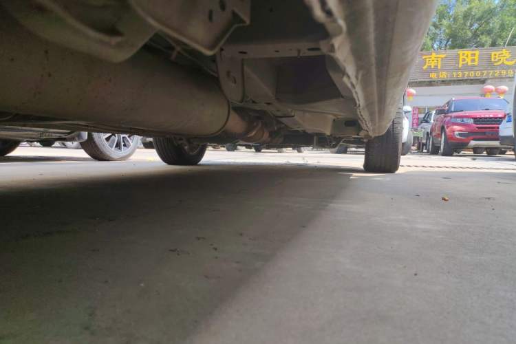 Used Buick GL8 2013 2.4L Executive Edition Chassis Rear Right