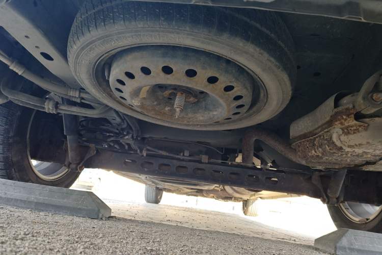 Used Buick GL8 2013 2.4L Classic Edition Chassis Rear