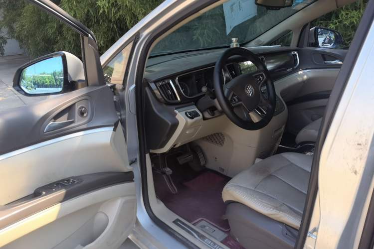 Used Buick GL8 2013 3.0L GT Luxury Business Haoya Edition Driver Seat