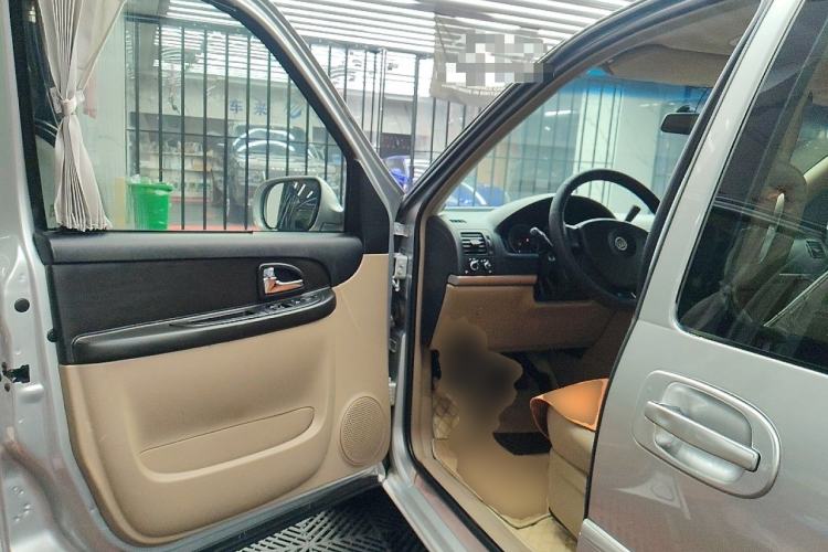 Used Buick GL8 2013 2.4L Executive Edition Driver Seat