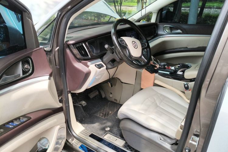 Used Buick GL8 2013 3.0L GT Luxury Business Haoya Edition Driver Seat