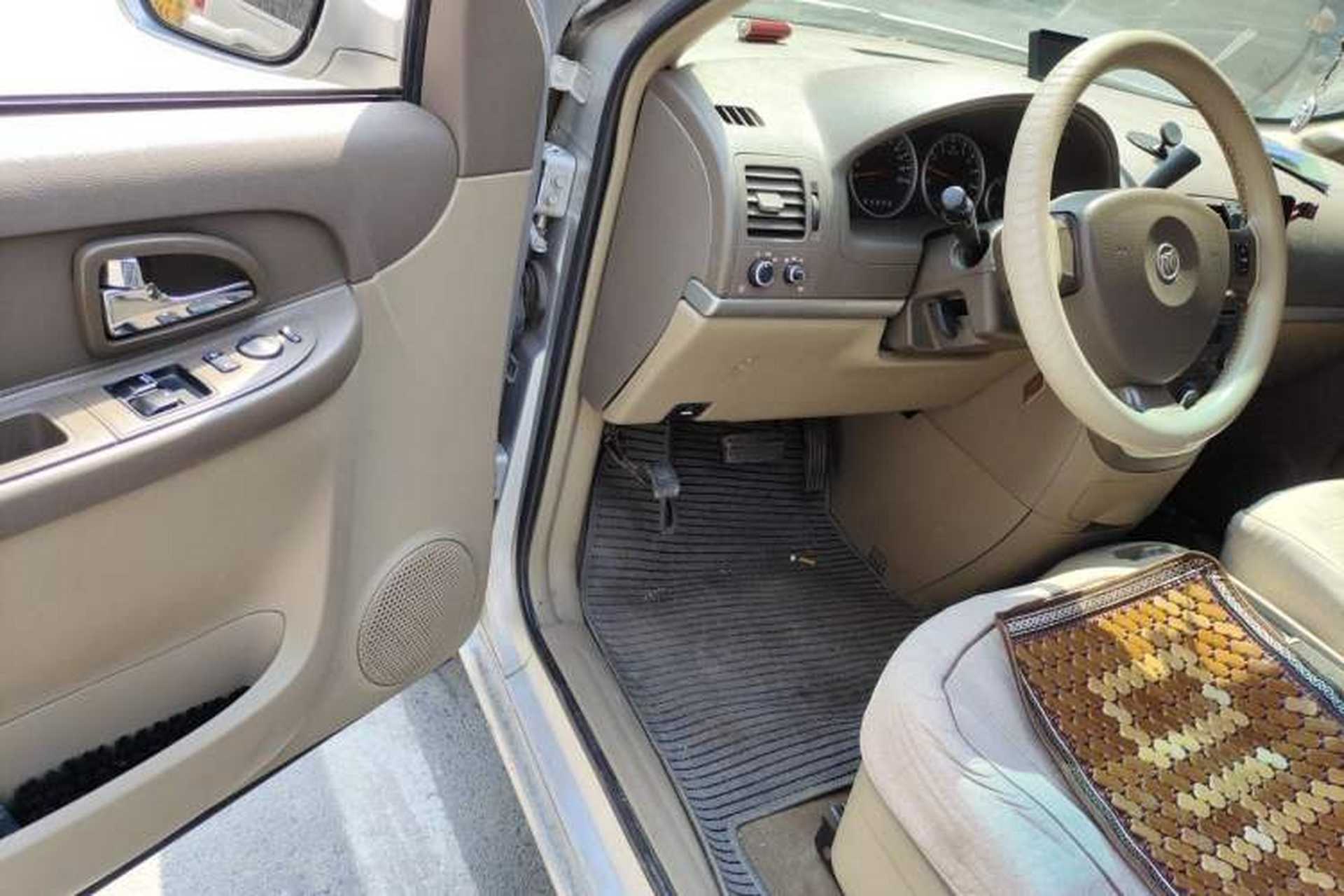 Used Buick GL8 2013 2.4L Classic Edition Driver Seat