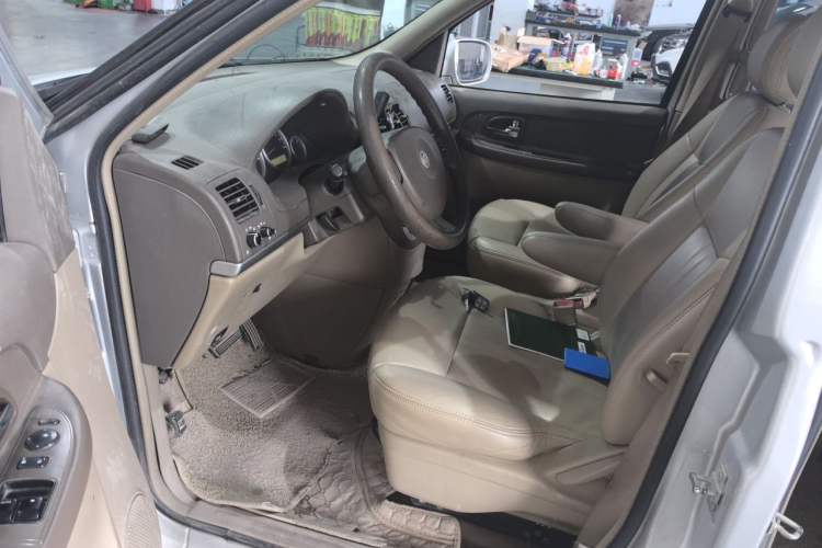 Used Buick GL8 2013 2.4L Comfort Edition Driver Seat
